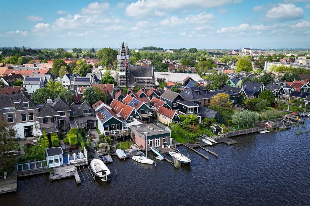Luchtfoto oud Zaandijk Lagedijk